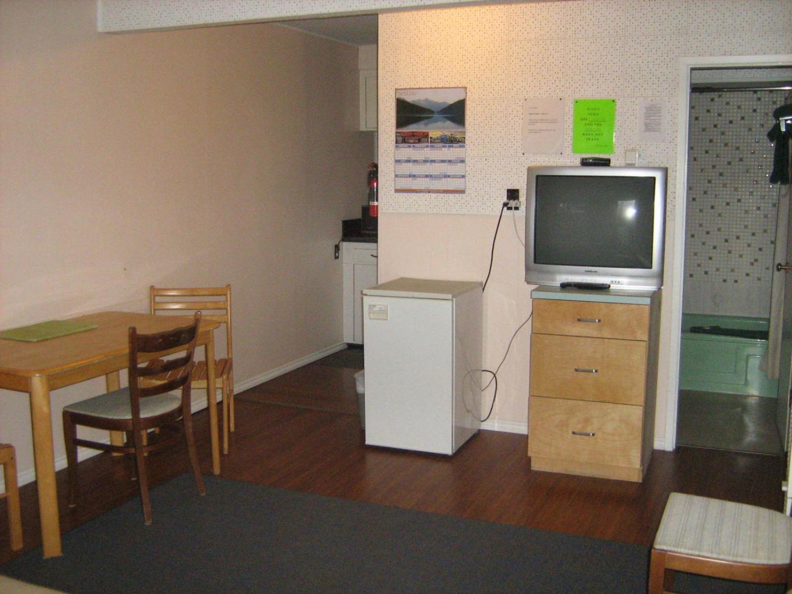 كويسنيل Airport Inn الغرفة الصورة